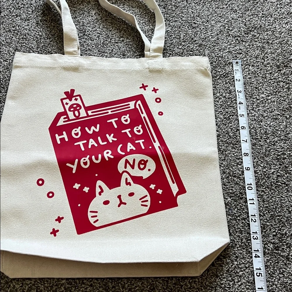 BNWOT adorable sturdy canvas Cat-Themed tote/book bag!